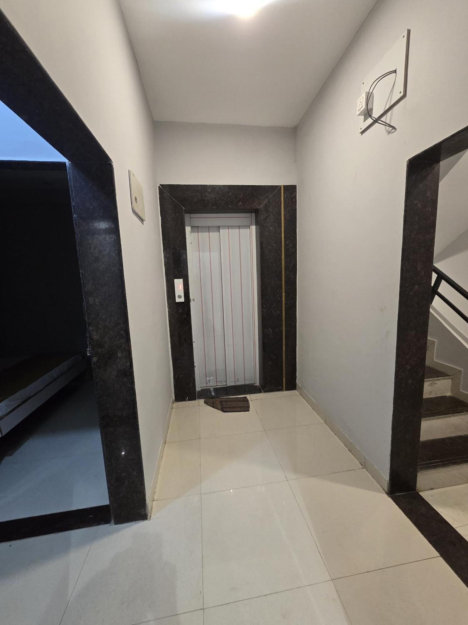 Vivanta Inn Lodge, Solapur Exterior photo